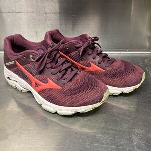 Mizuno Wave Inspire 16 Running Shoes - Women's Size 7.5